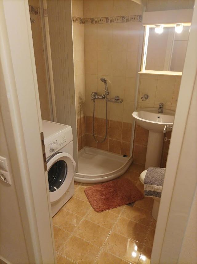 Apartment Katerina 2 *